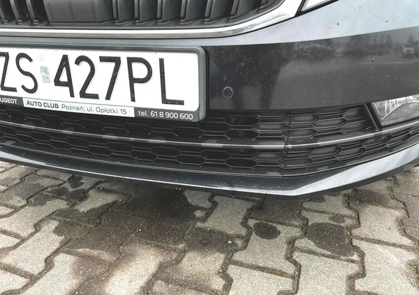 Skoda Octavia cena 50900 przebieg: 205386, rok produkcji 2018 z Dynów małe 781